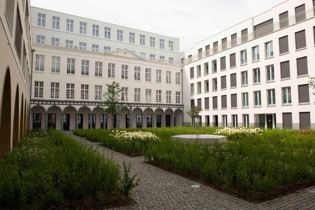 Cityantwerp Een Oase Van Rust Direct Achter De Meir * Antwerp